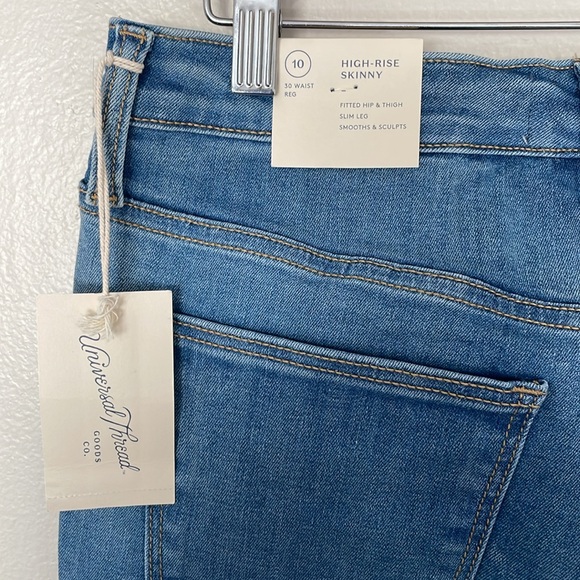 NWT Universal Thread High Rise Skinny Patchwork Jean. 10 - Picture 6 of 10